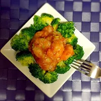 Snapdishの料理写真:混ぜてレンジでチン！レンジエビチリの作り方　｜　How to make Sweet & Chili Shrimp with microwave - YouTube