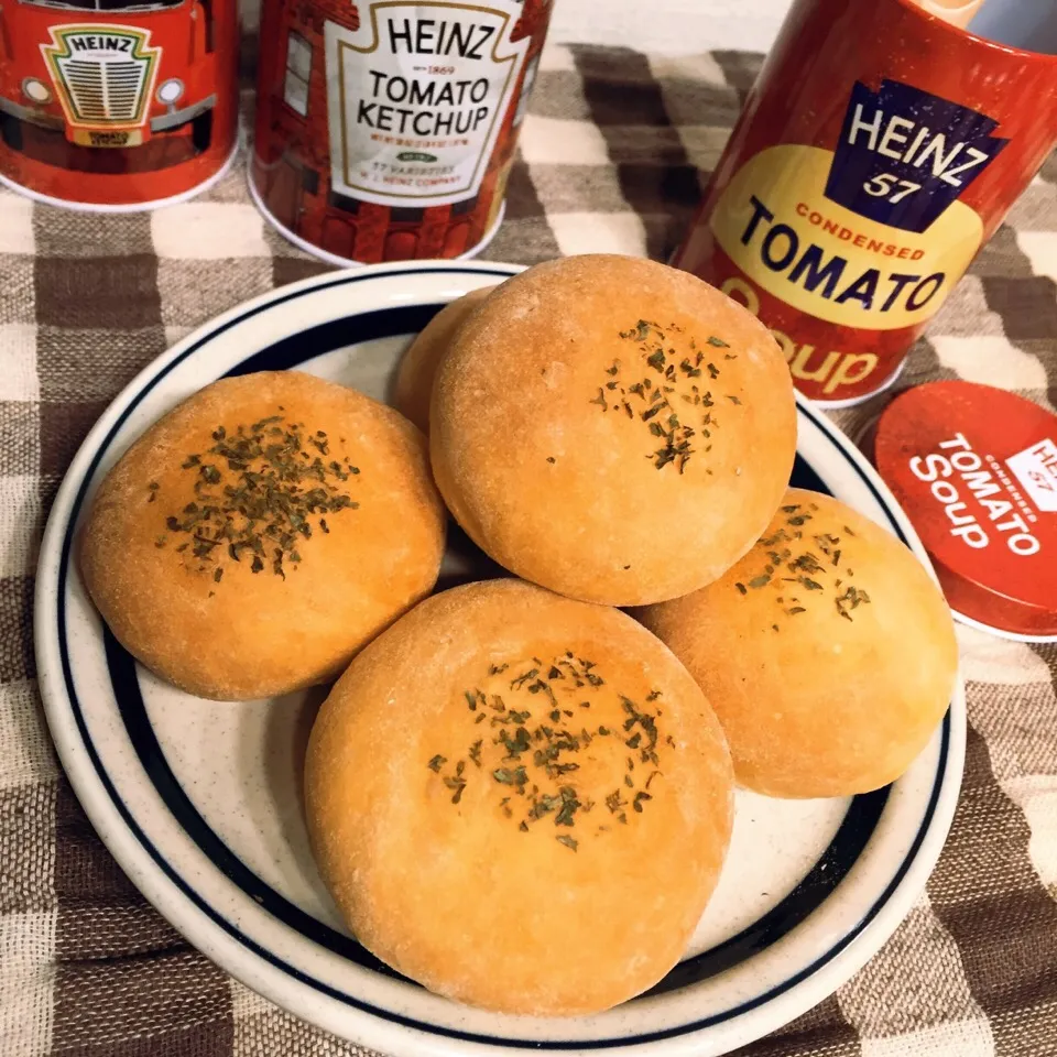 トマトカレーパン|でんでんむしごはんさん