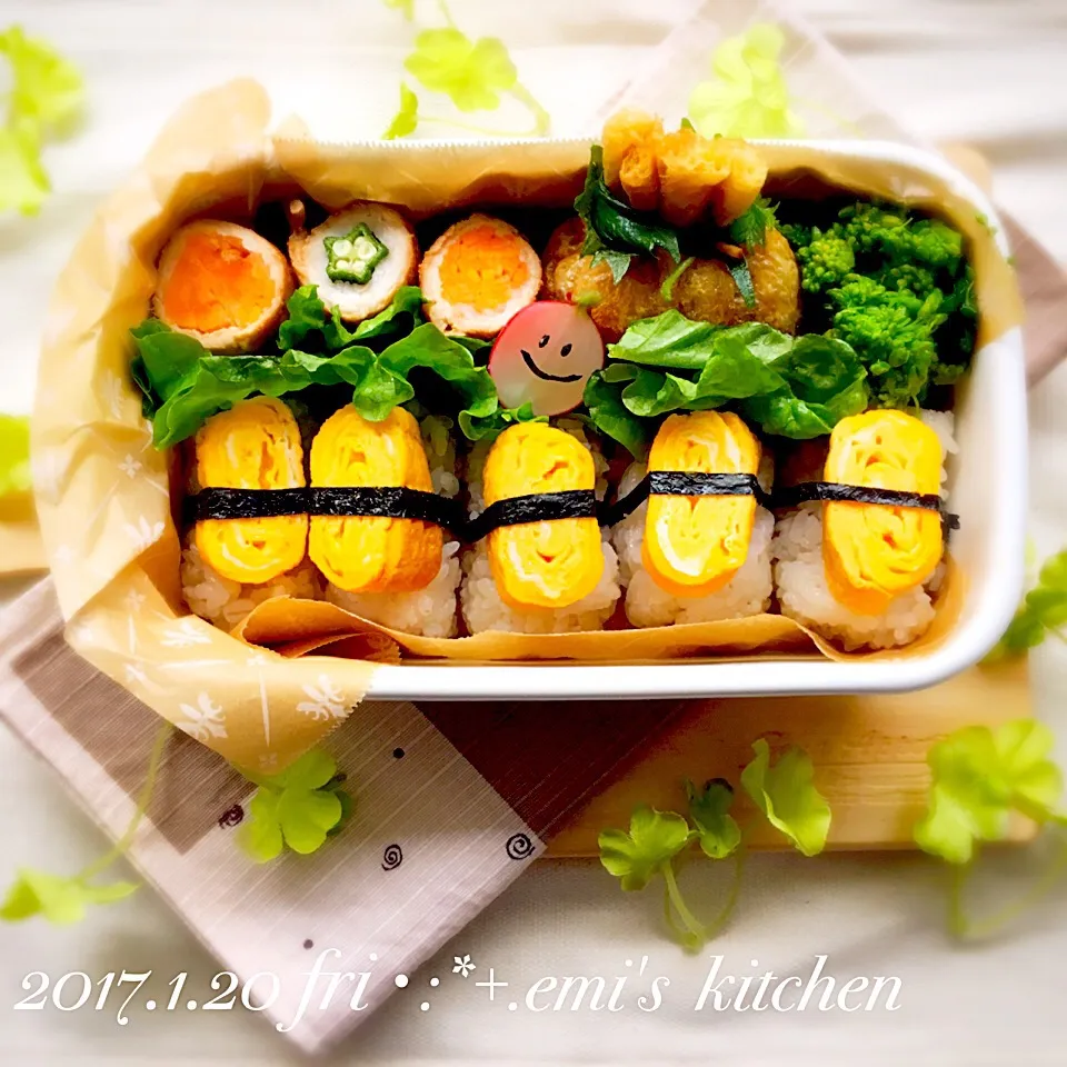 菜の花の辛子和えと玉のお寿司風弁当|えみぃさん