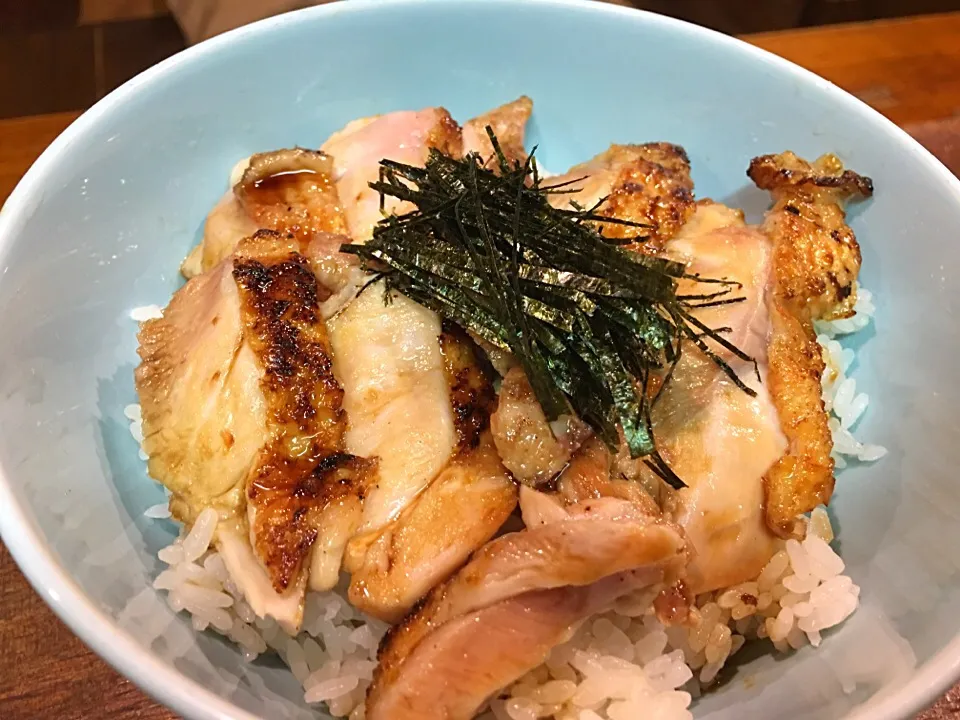 自分賄い飯
           焼き鳥丼|ちゅら夏さん