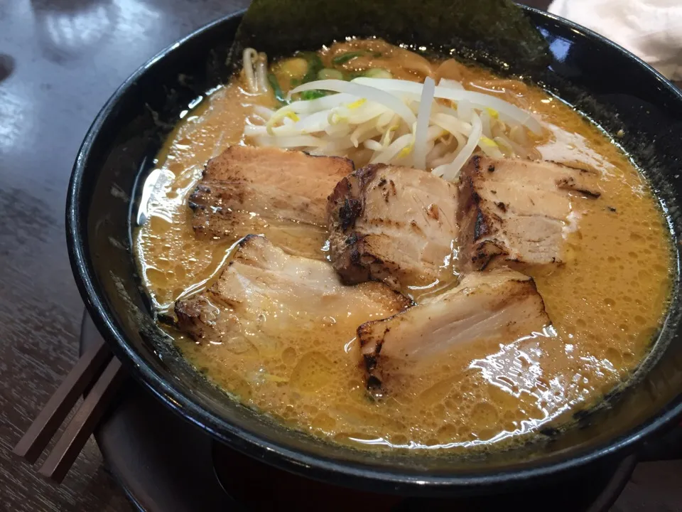 Snapdishの料理写真:【甘藍屋】豚味噌ラーメン|りをさん