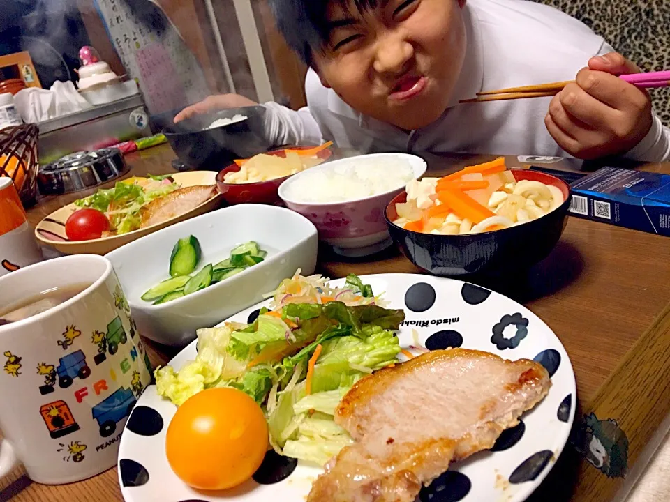 ＃うどんお味噌汁ｗ
晩ご飯ｗ|Atuko Hashimotoさん