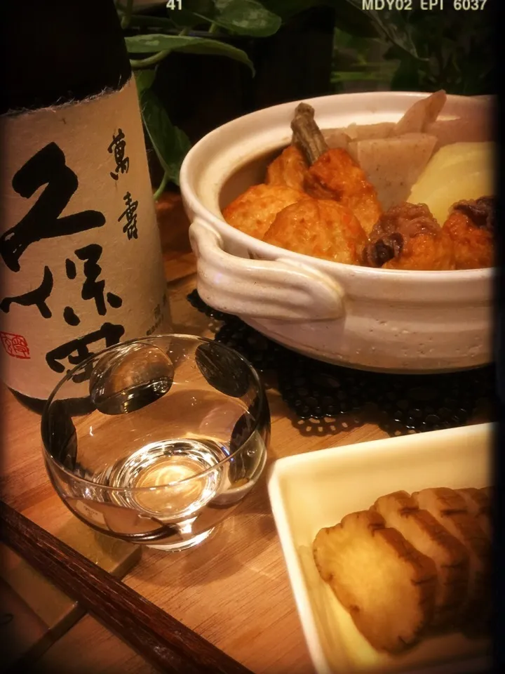 おでんといぶりがっこで日本酒を。|れにさん