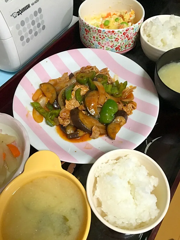 Snapdishの料理写真:豚ナスピーマンケチャップ|わだみさん