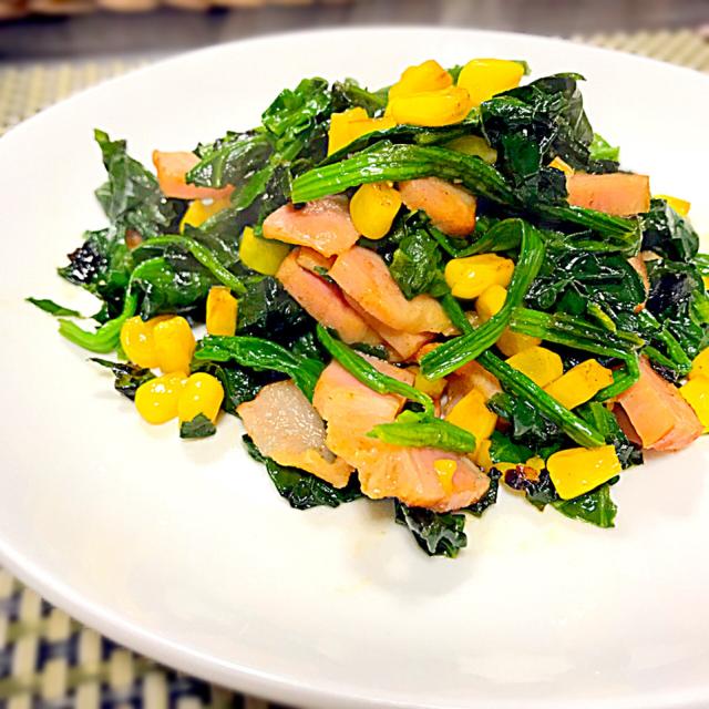 コーンたっぷり おさかなのソーセージとほうれん草のバター醤油風味炒め レシピ ニッスイ