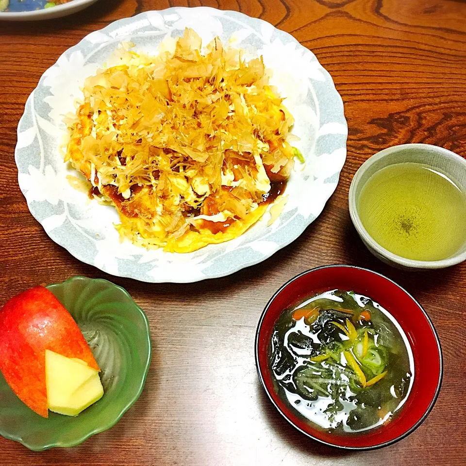 広島風お好み焼き🍳
広島で食べた味が忘れられなくて…！
作ってみました😉|めいこさん