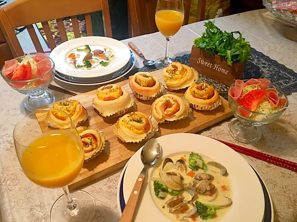 Dinner for tonight#clam chawder with home made ham and egg freshly bake bread|Babyluv Cabrera Ocampoさん