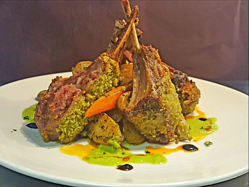 Parsley & Parmesean Encrusted Rack Of Lamb,Served with Truffled Fingerling Potatoes and Rosemary Infused Carrots...|chef Charlesさん