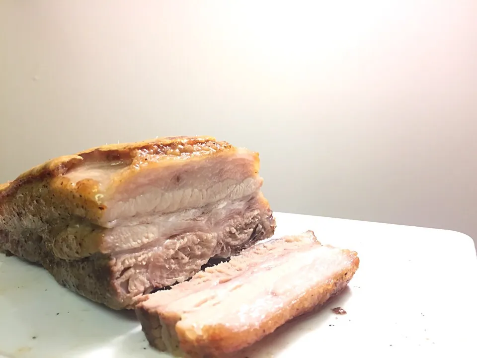 Snapdishの料理写真:Roasted pork belly|Julie Phamさん