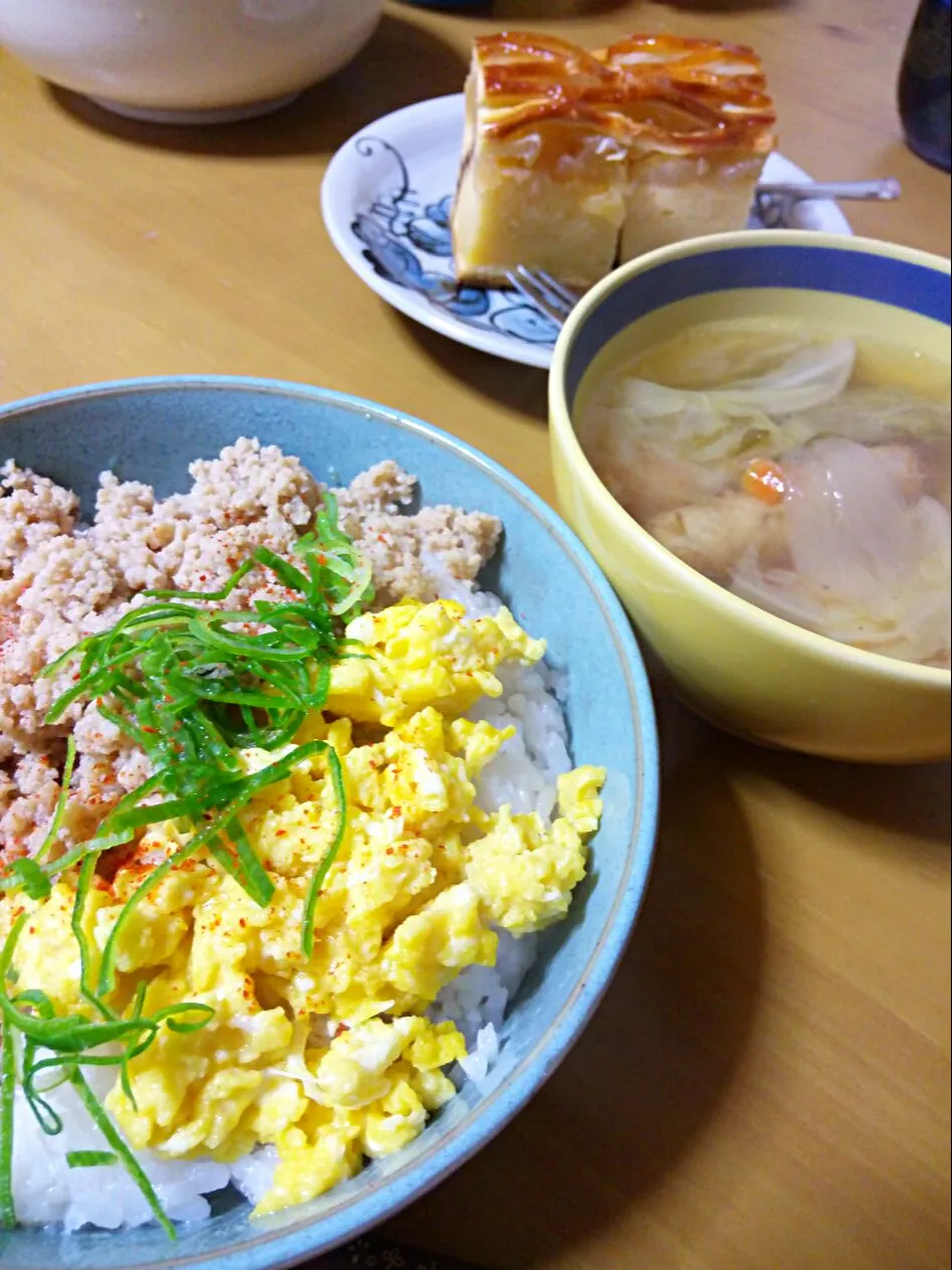 今日のランチ～鶏そぼろ丼、生姜たっぷり和風ポトフ、アップルクラムケーキ✨|さくたえさん