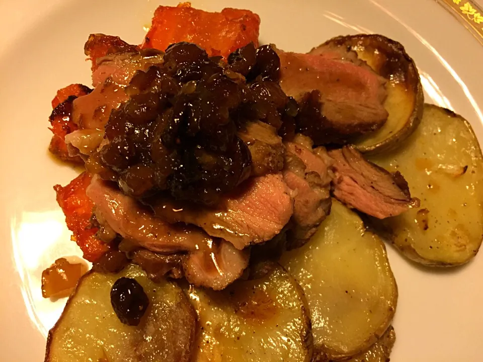 Pan roasted Duck Breast with potatoes and maple carrots, with raisin masala jam sauce|Chris Shannonさん