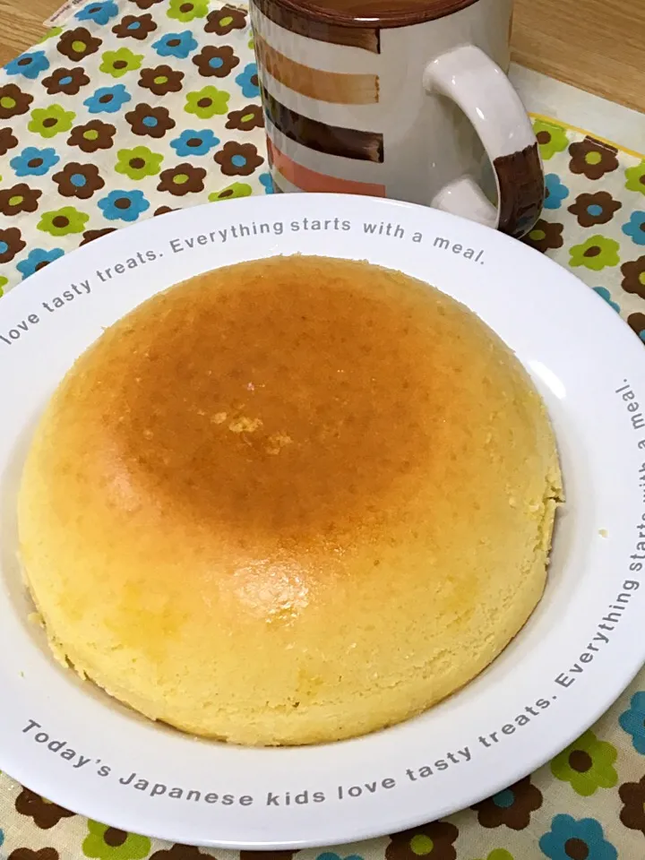 初めてお釜でクッキング
蒸しホットケーキ🥞|kattobiさん