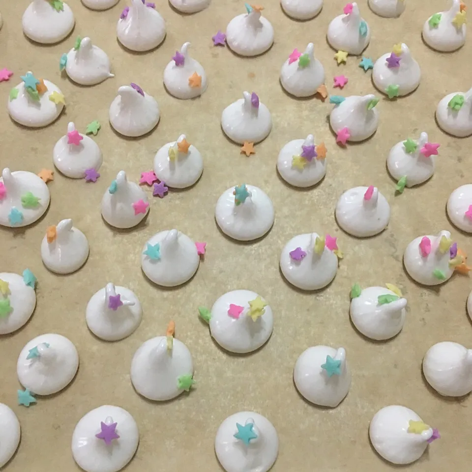 Meringue kisses|Trish Wongさん