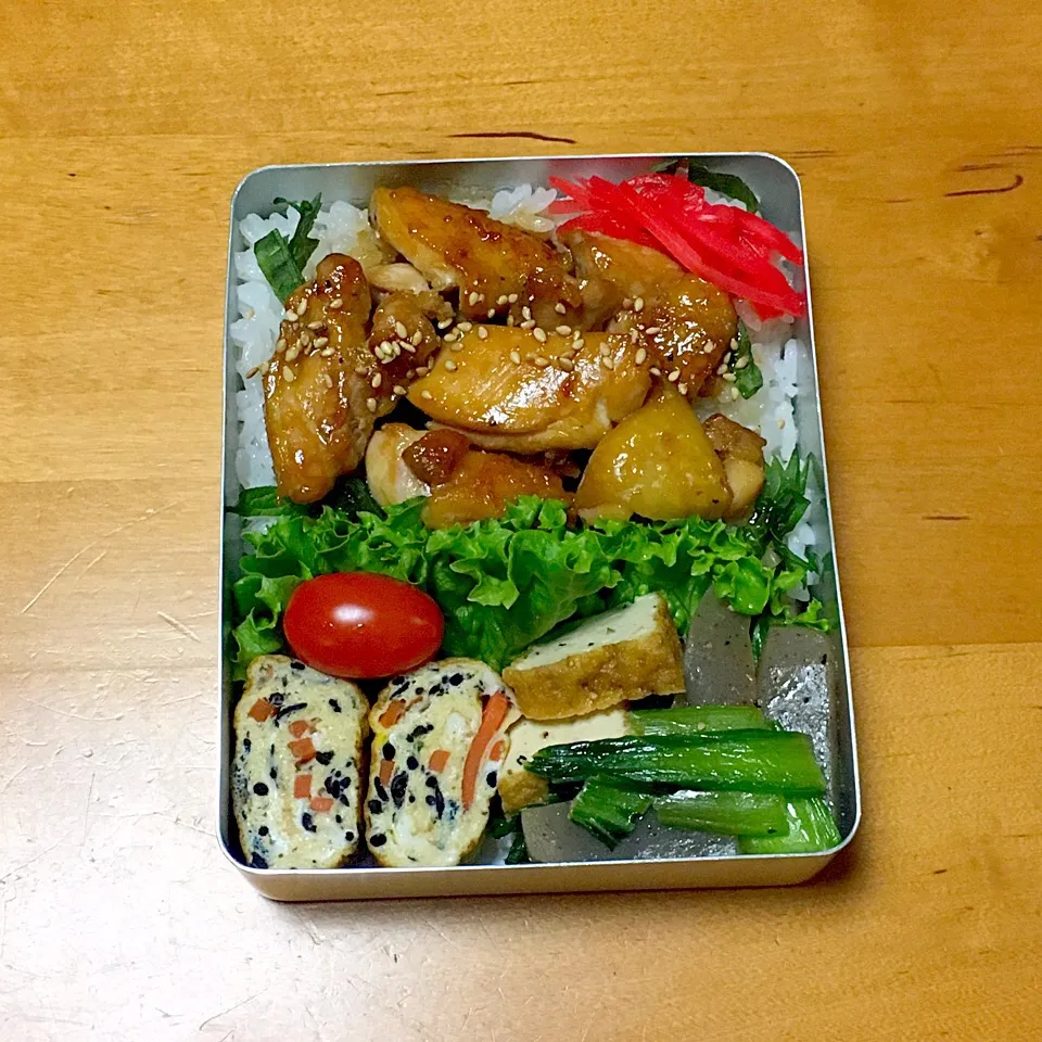 Snapdishの料理写真:チキン照り焼き丼弁当(*^^*)|sachiさん