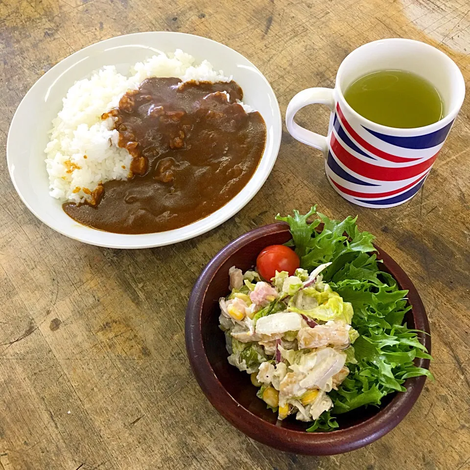 研究室カフェ♬ (▰˘◡˘▰)☝︎
#研究室カフェ #カレー #カレーライス #サラダ #菊芋 #ポテトサラダ|Yoshinobu Nakagawaさん