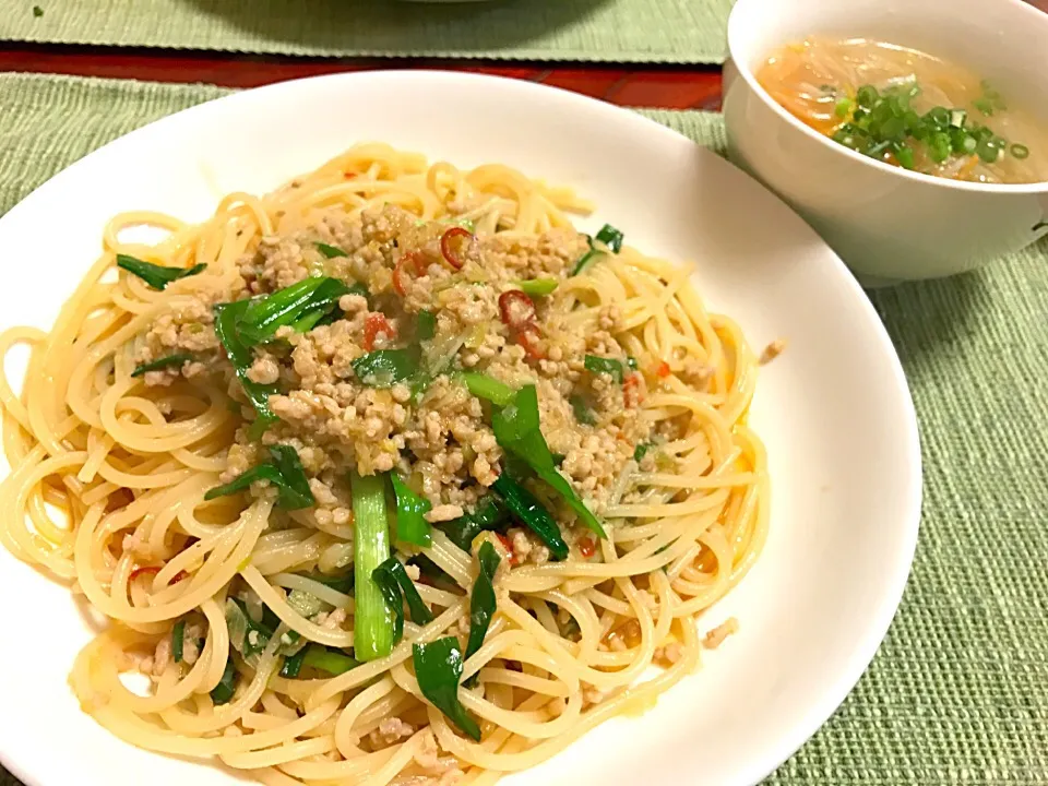 ひき肉とニラのピリ辛パスタ♪台湾ラーメン風|Hiropanさん