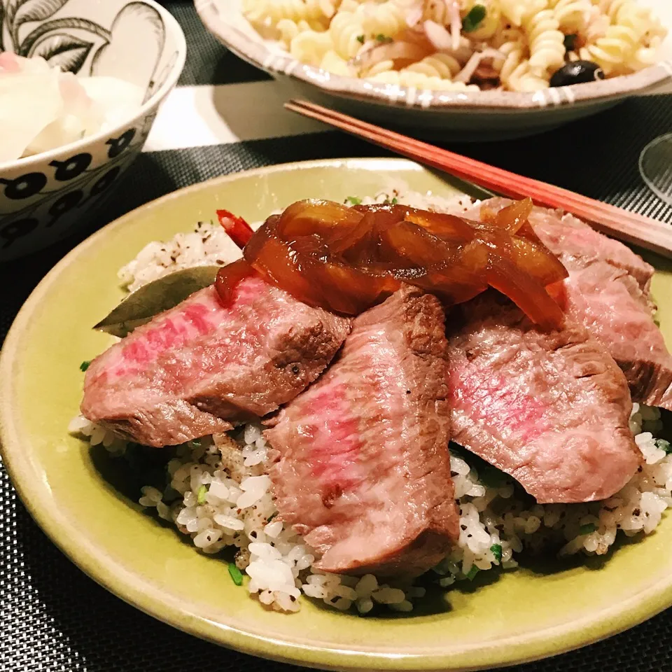 ロービー丼|麻紀子さん