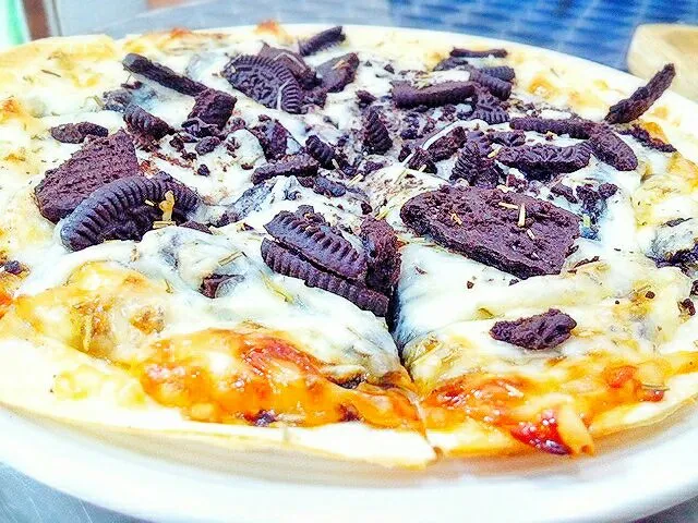 "Tortilla Pizza Oreo"😋💛💚
#Pizza 👍👍|nuibossa fb.Nui Bossaさん