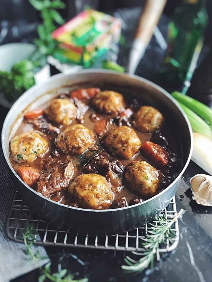 Beef braised in stout with dumplings|rick chanさん