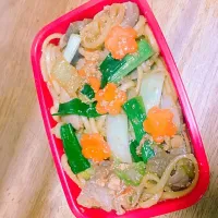 焼きうどん 
#彼弁当  #焼きうどん|えなんさん