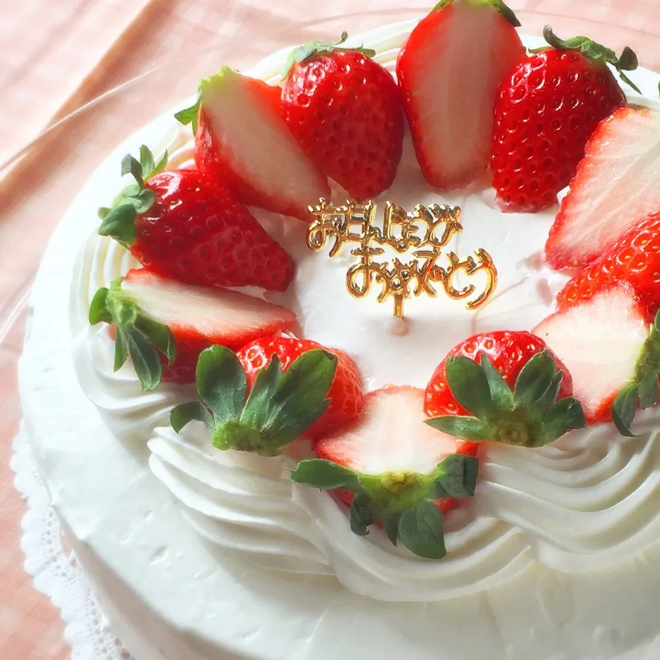 いちごのケーキ。
母のお誕生日のお祝いに。|Rinco*さん