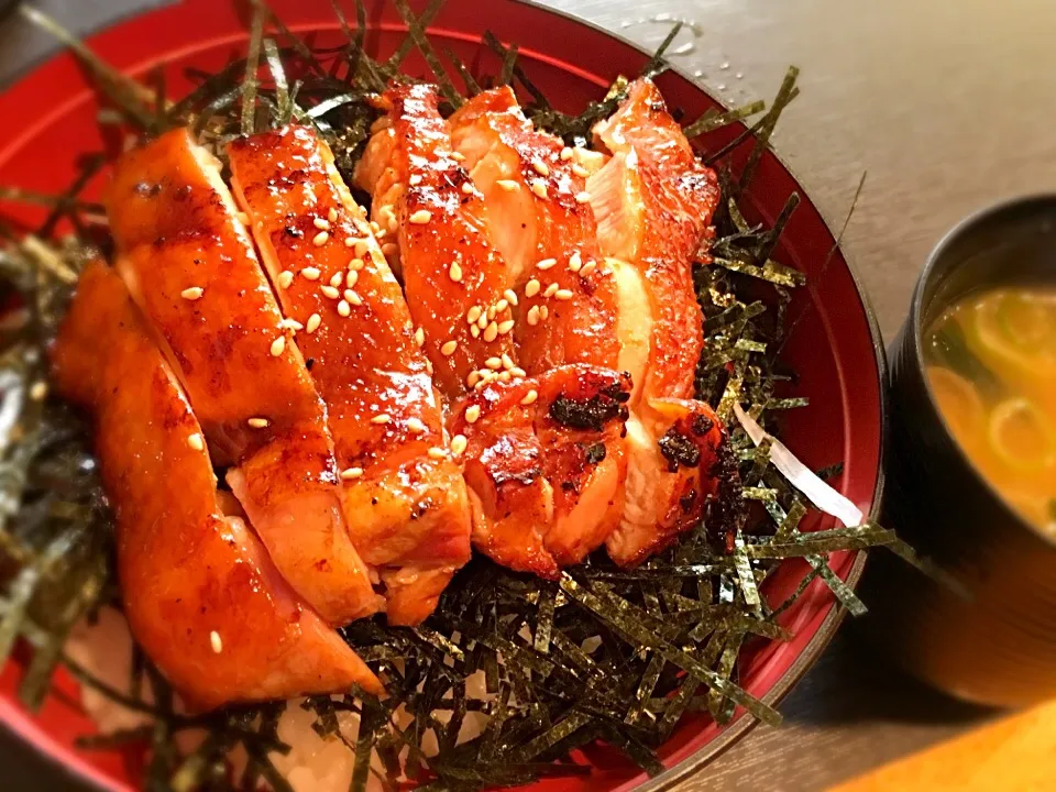 鶏照り焼き丼|ゆうじ.さん