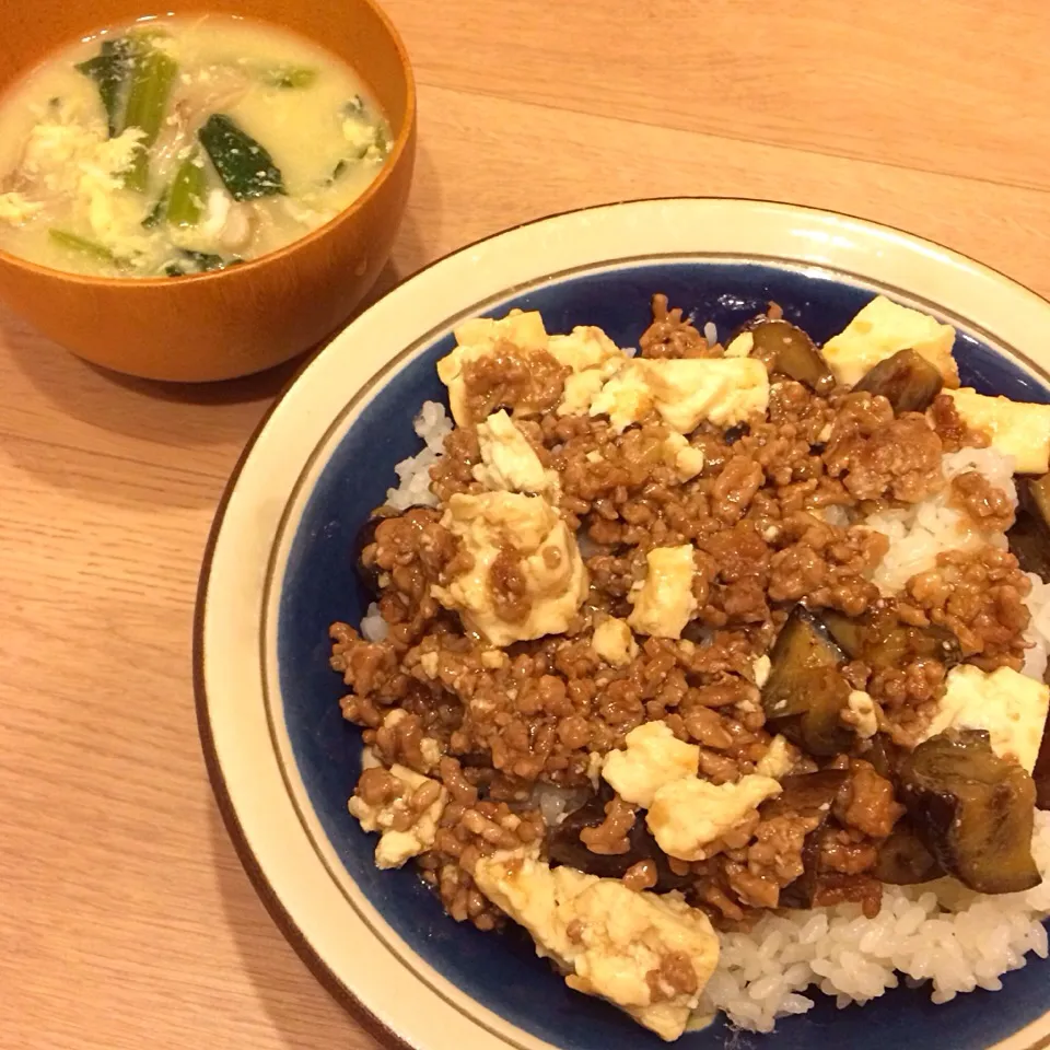 麻婆豆腐茄子＆小松菜と舞茸と卵の中華スープ|うりさん