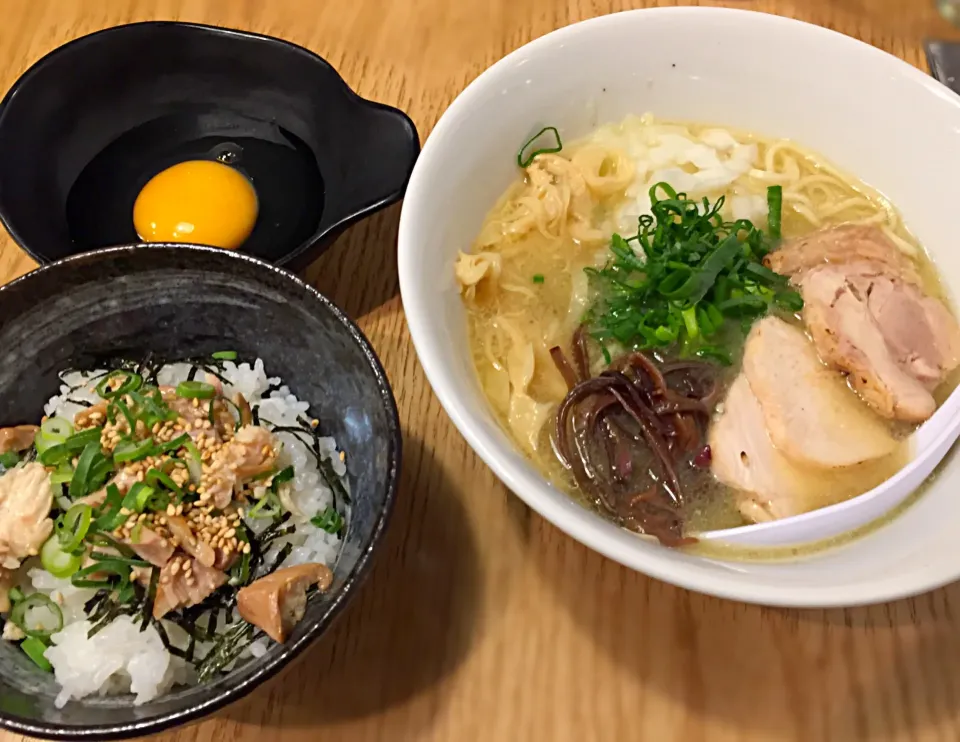 大山鶏白湯拉麺+大山卵かけごはん|toshi,I🍴さん