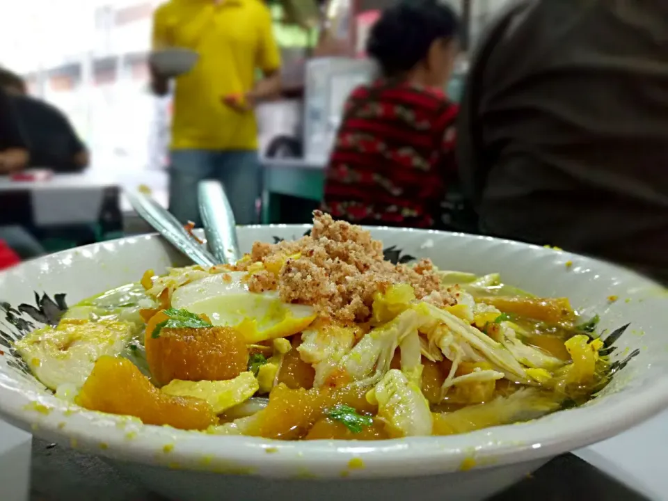 Snapdishの料理写真:Soto Ayam|Ane Kawetさん