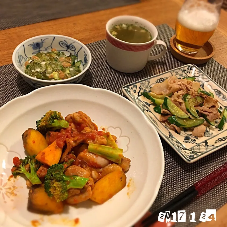 鶏もも肉と安納芋のトマトソース炒め
豚ばらときゅうりの中華炒め
めかぶ納豆
春雨スープ|𓇼 Ⓢ Ⓗ Ⓘ Ⓝ Ⓞ Ⓑ Ⓤ 𓇼さん