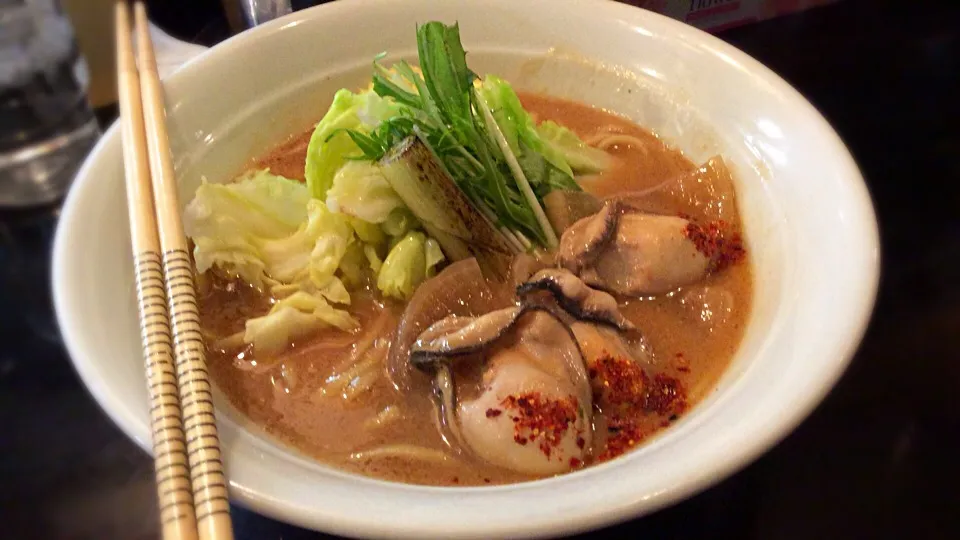 Snapdishの料理写真:麺家 うえださんの限定メニュー🍜
「カキ味噌ラーメン」😋|アライさんさん