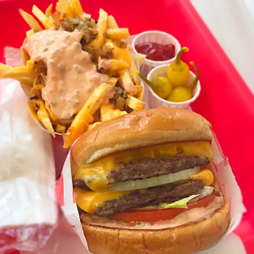 Double Double & Animal Style Fries|Junya Tanakaさん