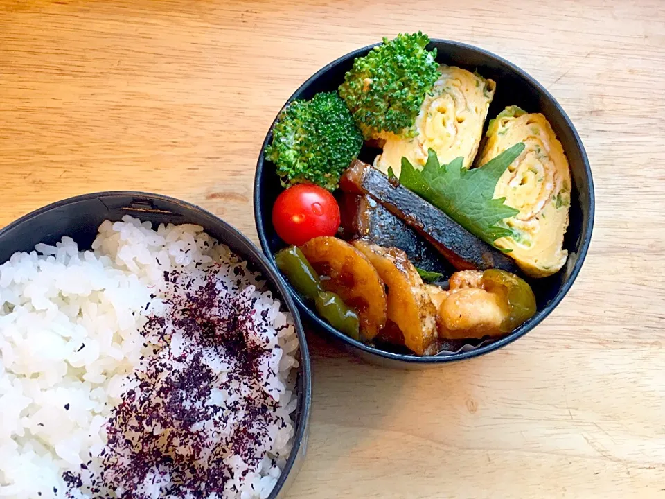 Snapdishの料理写真:鰤の照り焼き 弁当|弁当 備忘録さん