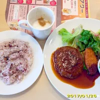 Snapdishの料理写真:今日のランチ|尾久由さん