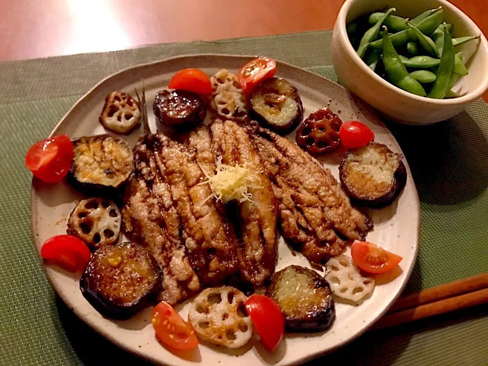 Snapdishの料理写真:Broiled sardine&vegetables🐟鰯とお野菜の蒲焼き|🌈Ami🍻さん