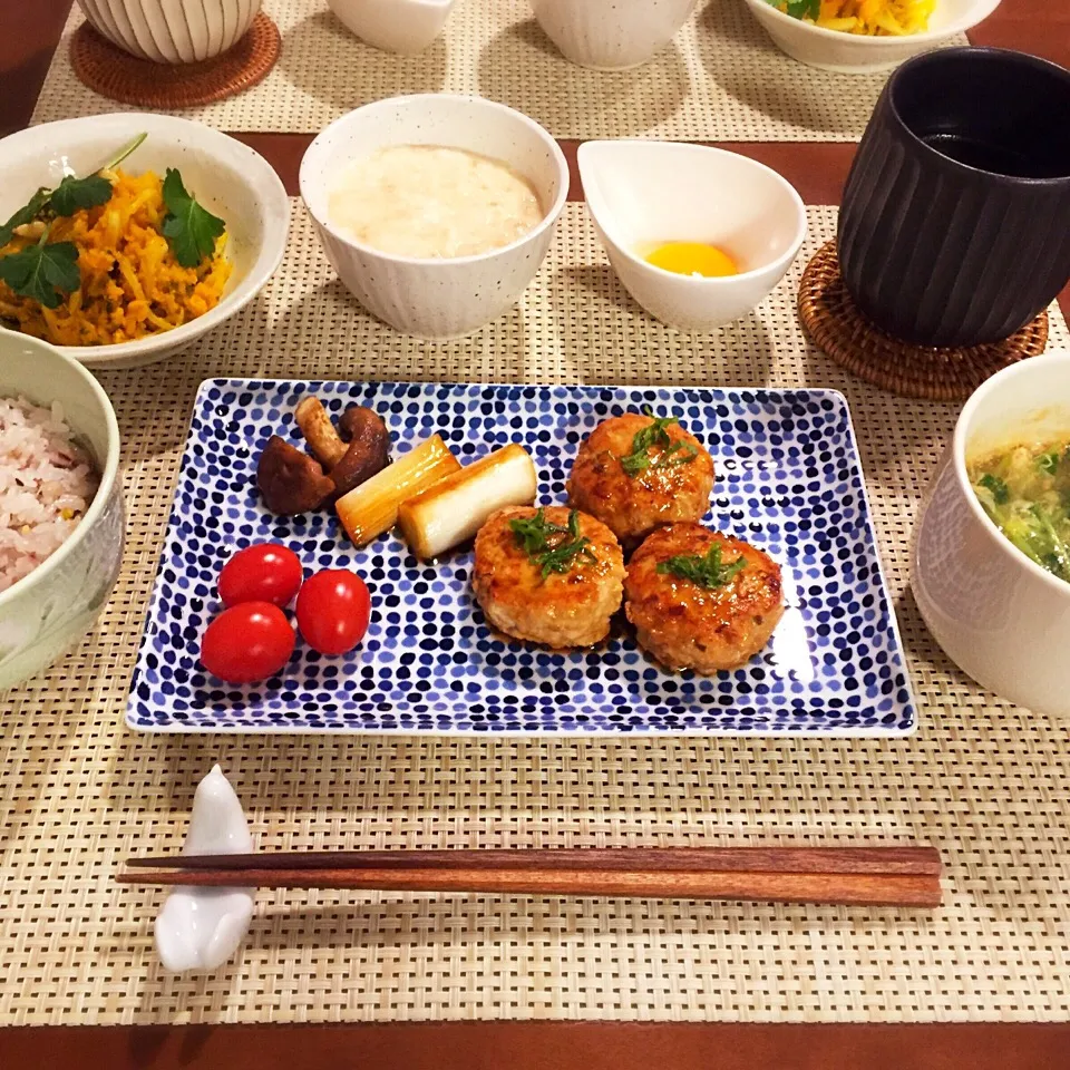 鶏つくね
松の実入りかぼちゃサラダ
とろろ
豆苗入りピリ辛スープ|でんでんむしごはんさん