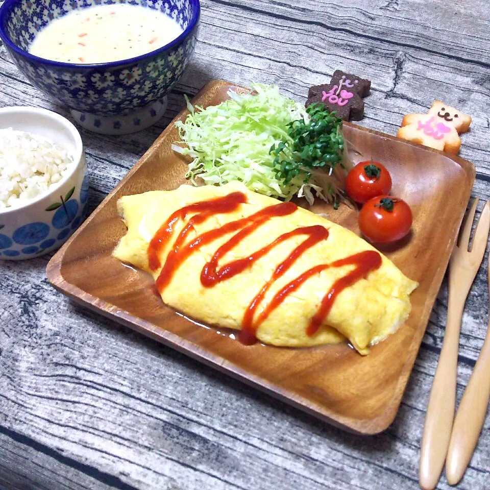 オムレツとブロッコリーチーズのポタージュ♡|シュワシュワキッチンさん