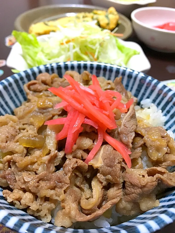 牛丼♡ ニラ玉♡|yumikoさん