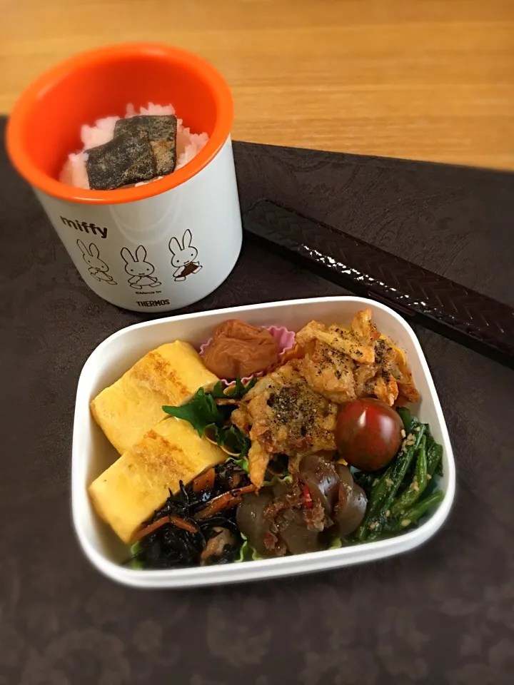 Snapdishの料理写真:金曜日の疲労回復弁当⁈|csigapogiさん