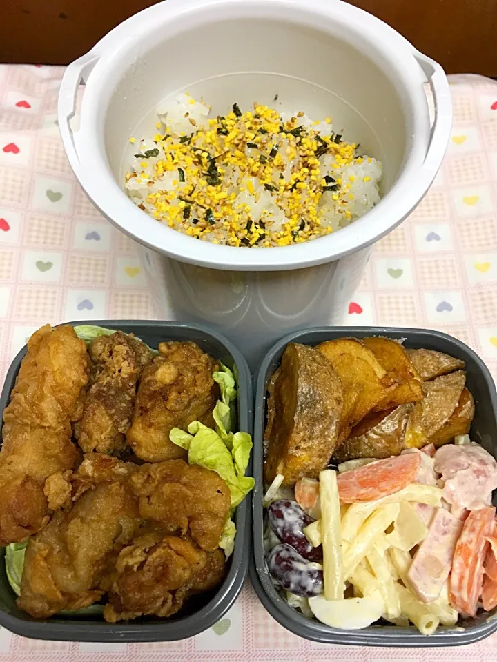 Snapdishの料理写真:1月27日息子弁当
唐揚げ
マカロニサラダ フライドポテト|オリーブさん