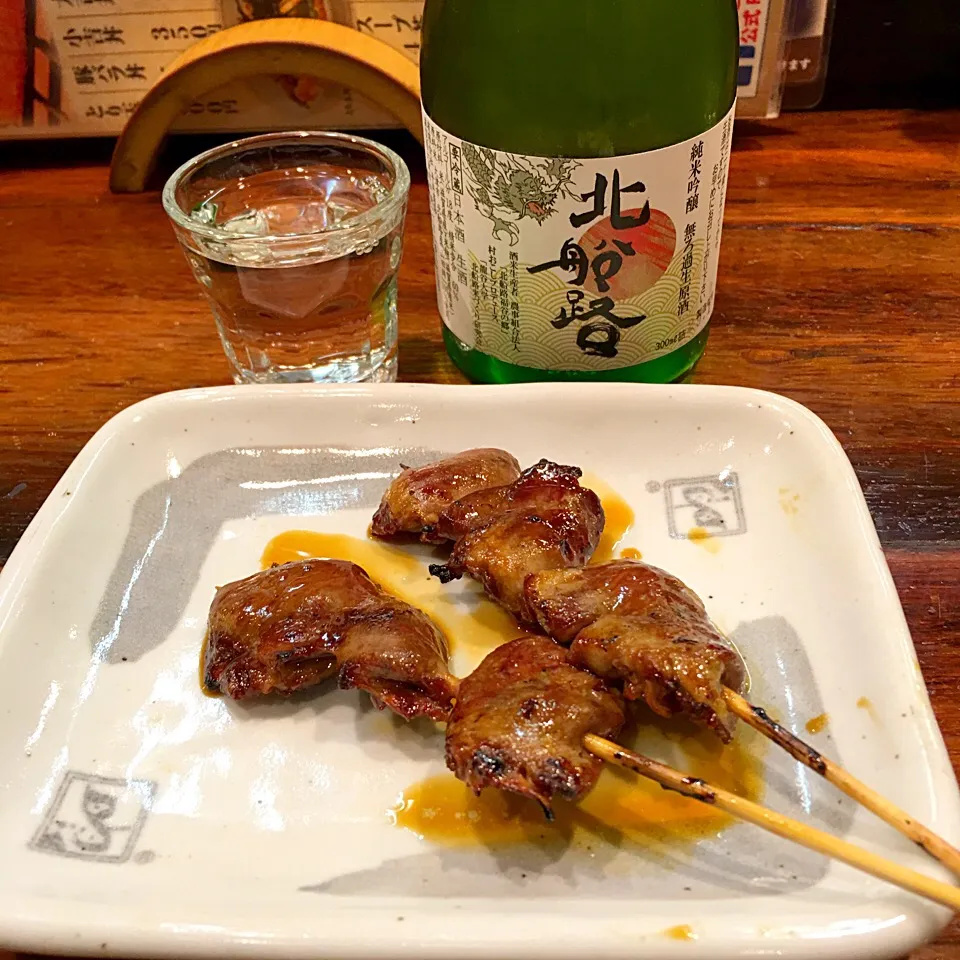 途中下車して一杯‼︎
#居酒屋 #焼き鳥 #酒 #日本酒 #乾杯|Yoshinobu Nakagawaさん