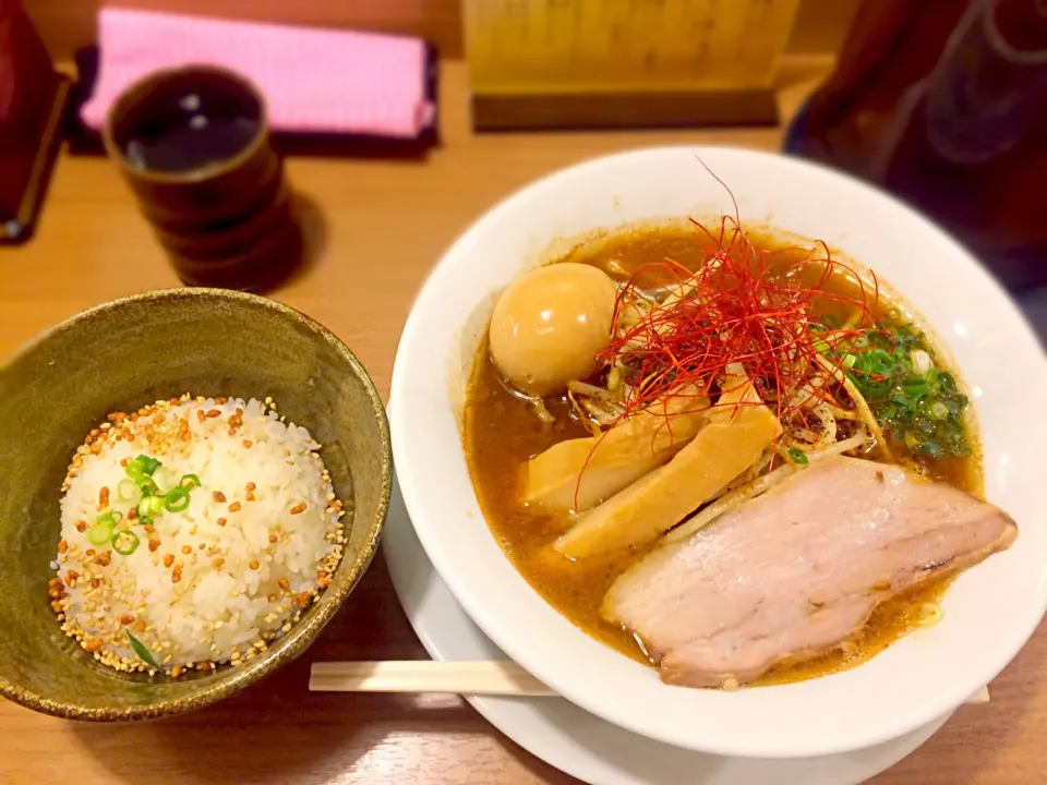 Snapdishの料理写真:濃厚味噌そば＋味玉＋鯛めし@鯛塩そば灯花|morimi32さん