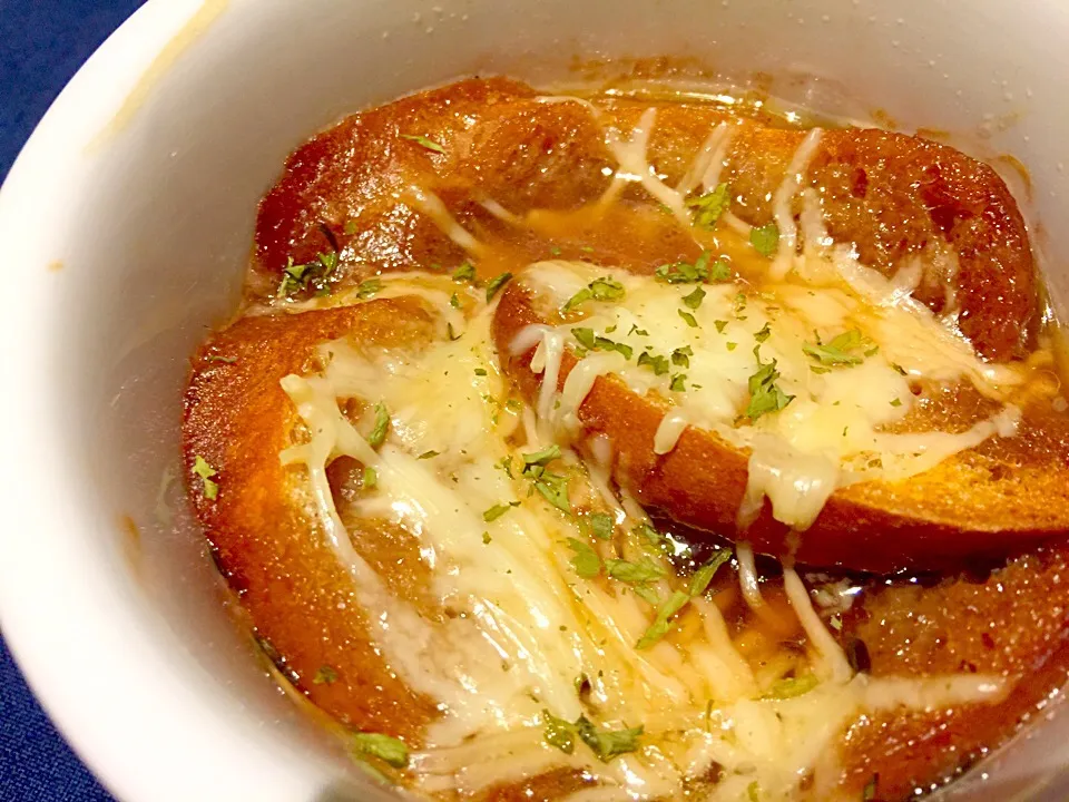 French onion soup.
フレンチオニオンスープ|Sayaka Jinsenji Huletteさん