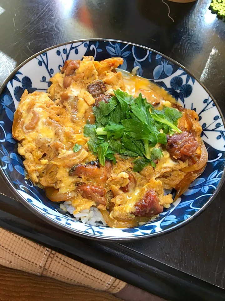 昨晩残った焼鳥で作る極旨焼鳥親子丼☆|つばりん亭さん