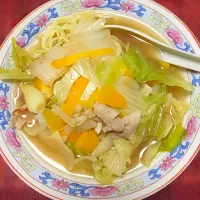 野菜とニンニクたっぷりラーメン|まるくんさん