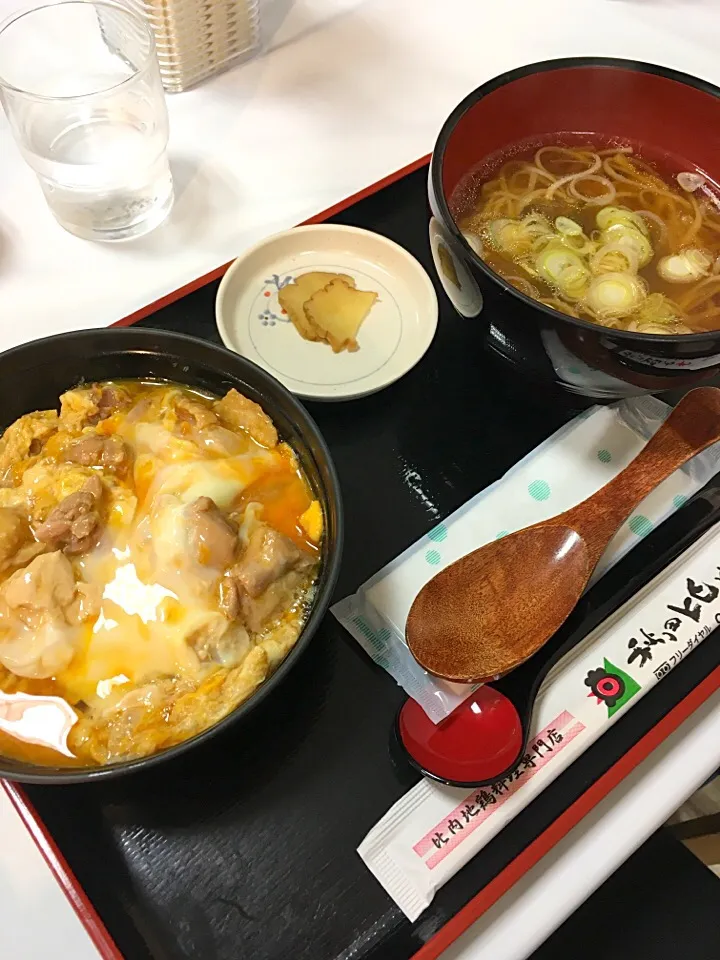 東北物産展 比内地鶏親子丼 稲庭うどん いぶりがっこ|ナナさん