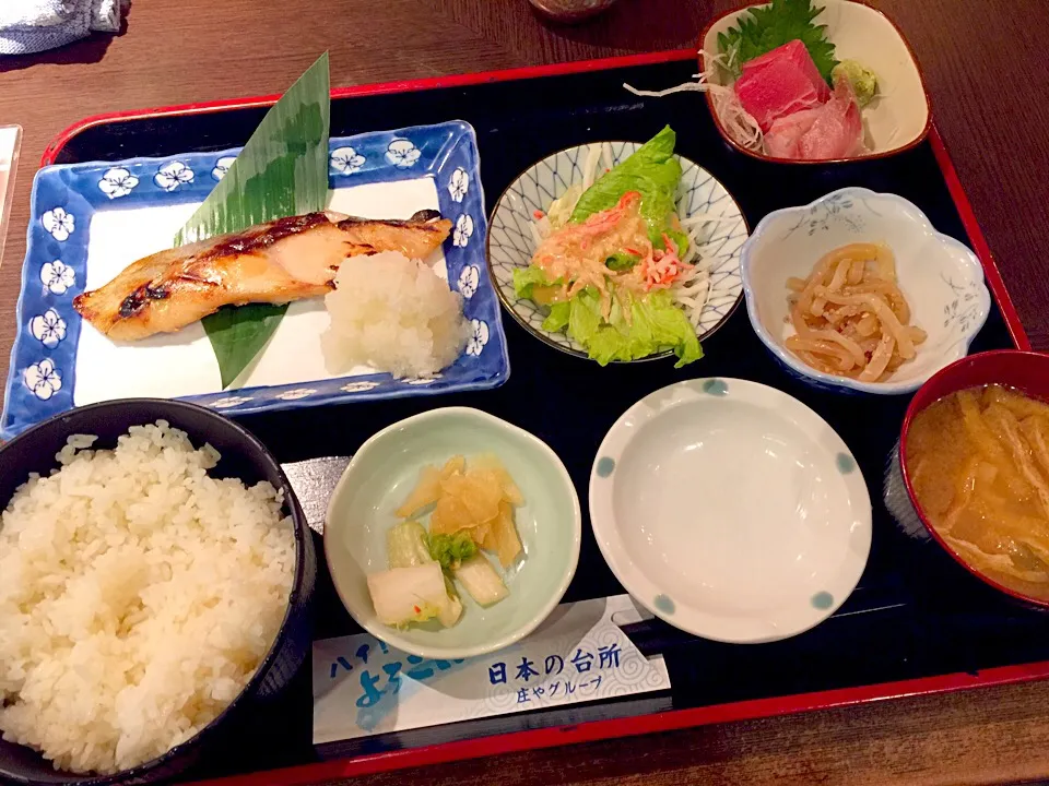 Snapdishの料理写真:焼き魚定食|T. Wonderさん