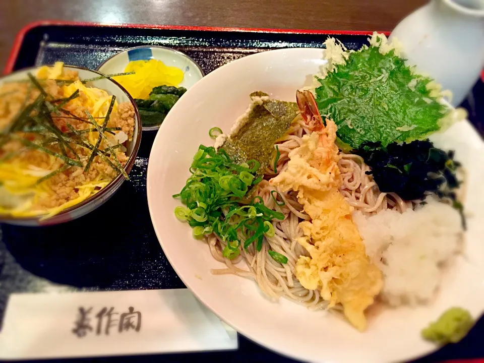 おろし天ぷら蕎麦とそぼろ丼|チカさん