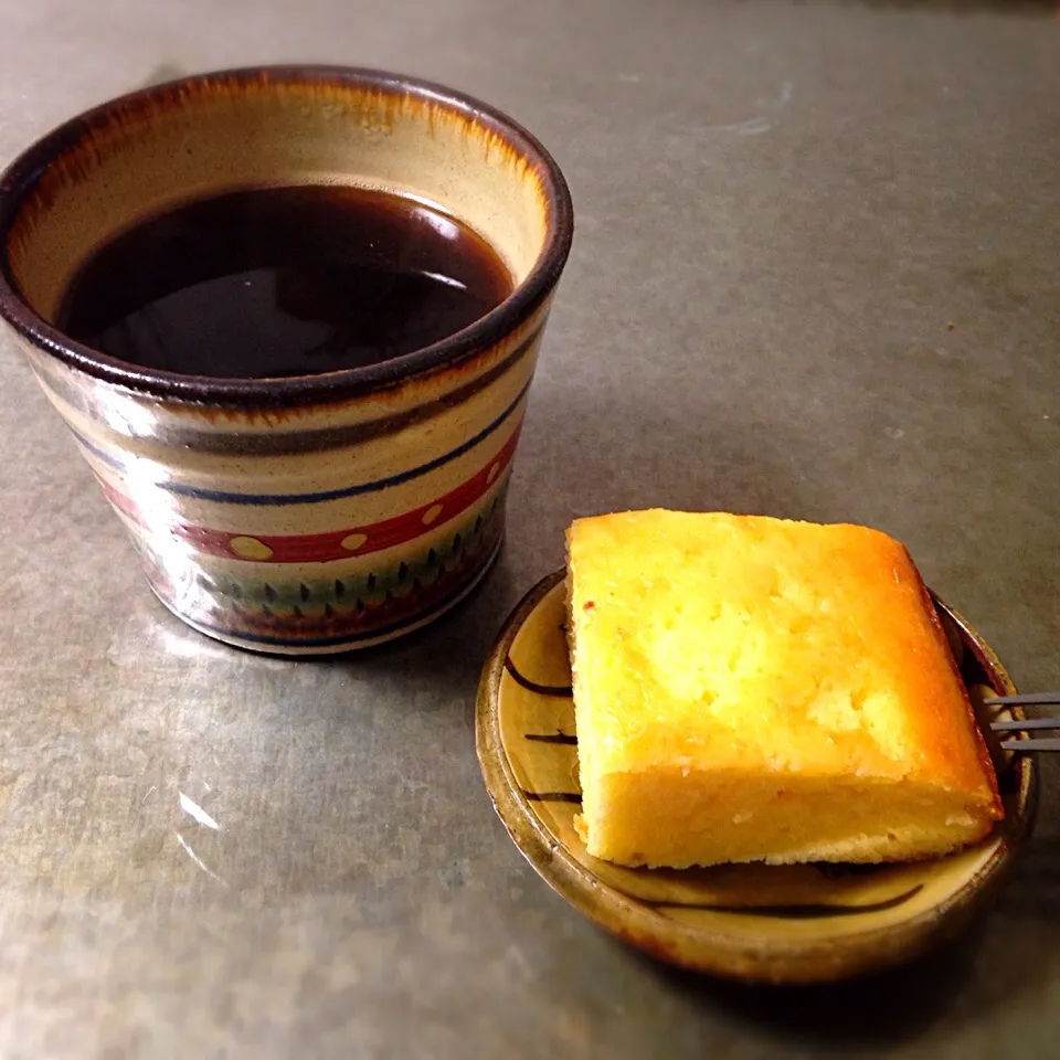 お義母さんのレモンケーキで☕️|nao子さん