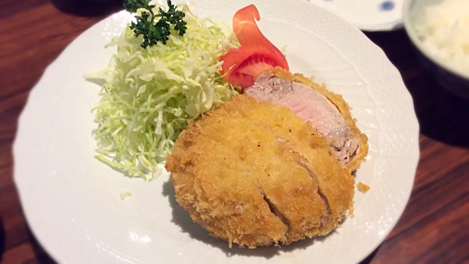 特製とんかつ定食😋|アライさんさん